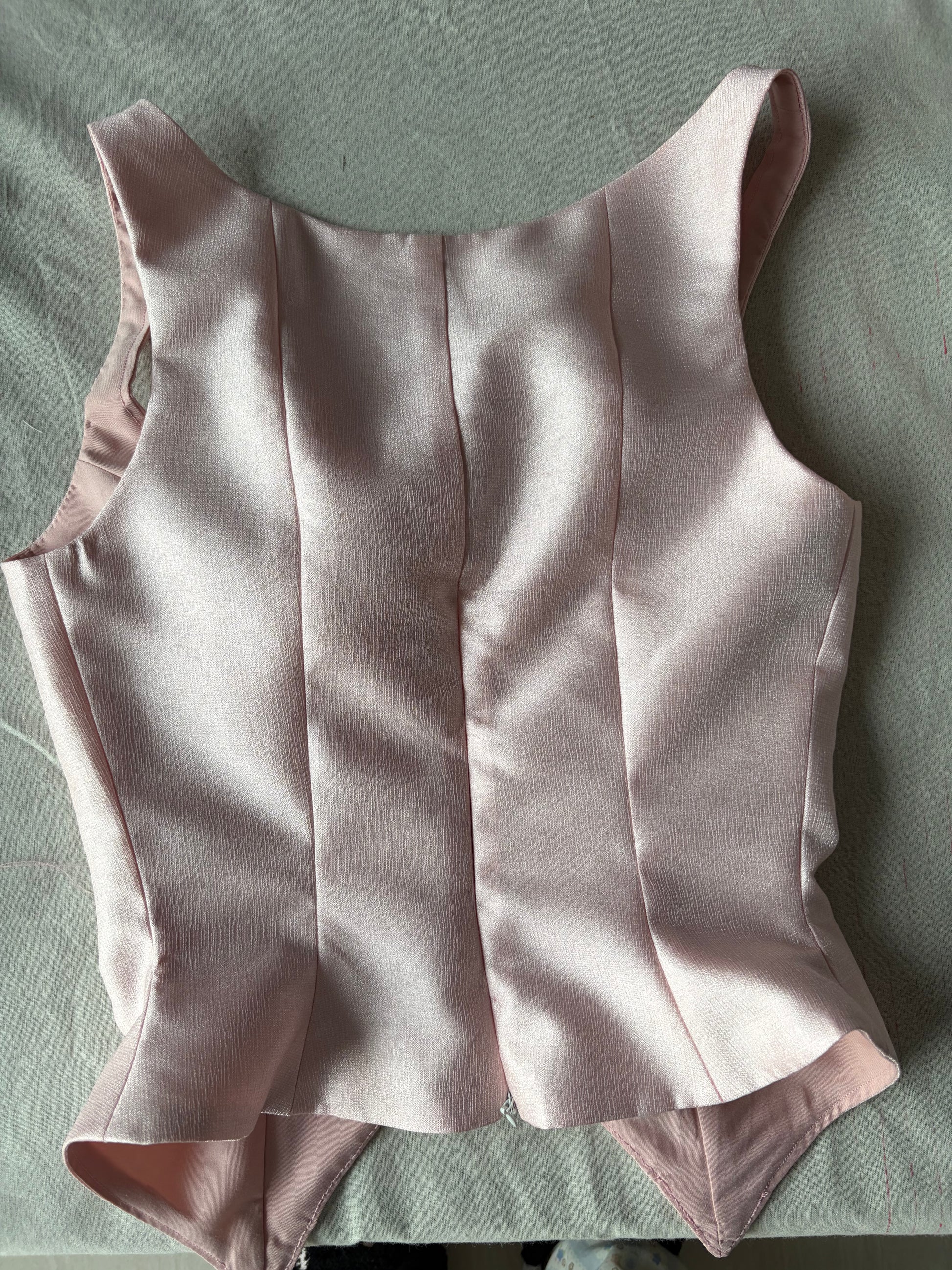 Sleeveless vest top A4 PDF Sewing Pattern PRINTABLE | Instant Download with 14 sizes
