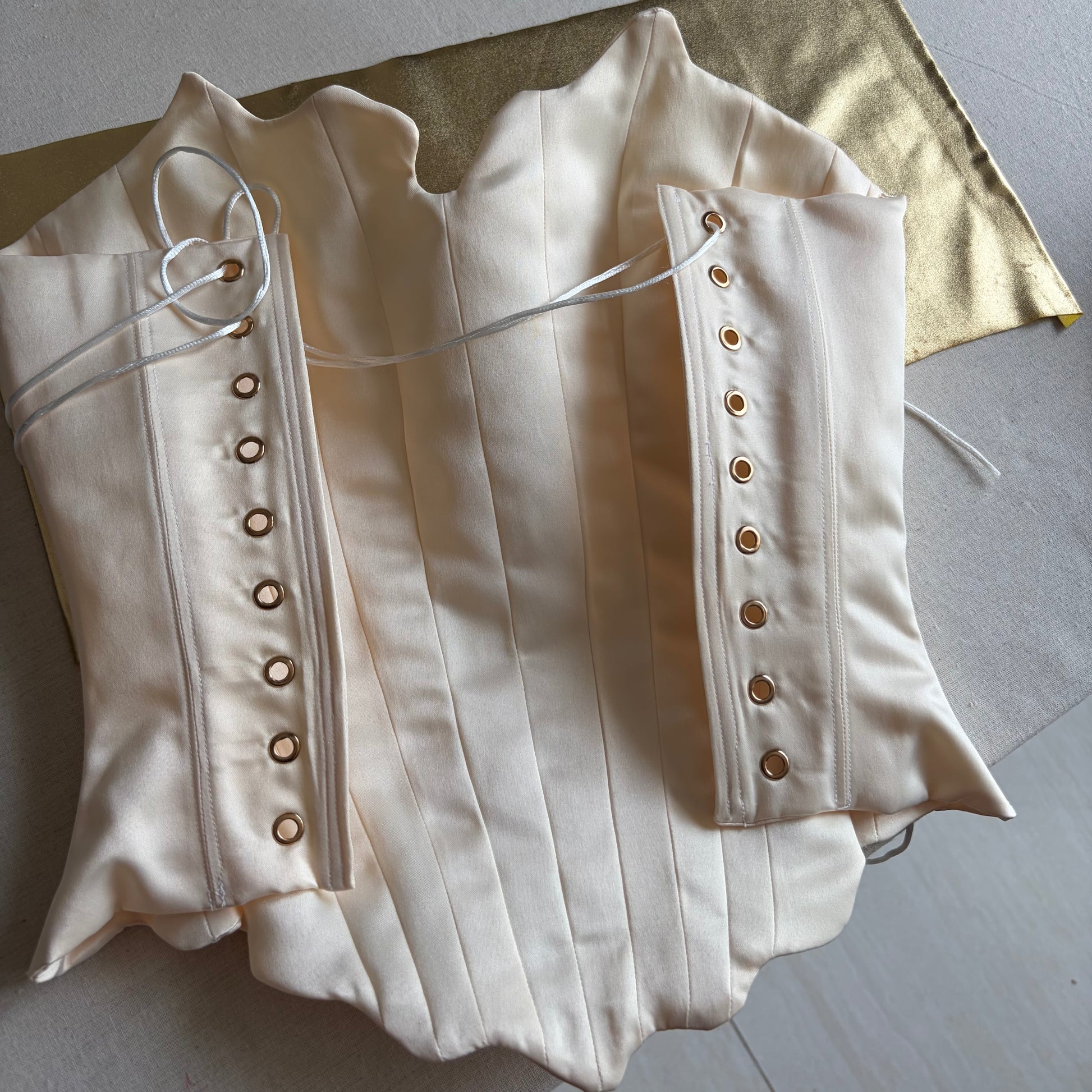 Asymmetrical scallop corset A4 PDF Sewing Pattern | Instant Download with 14 sizes